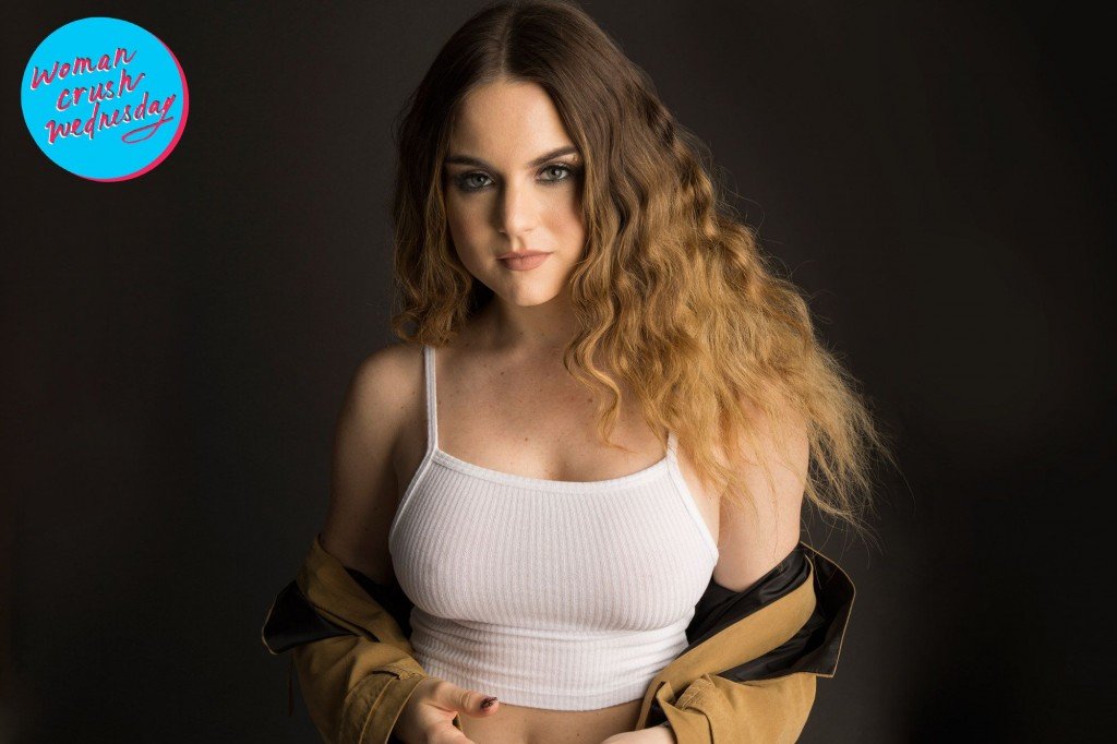 Joanna-JoJo-Levesque-Pokies-3