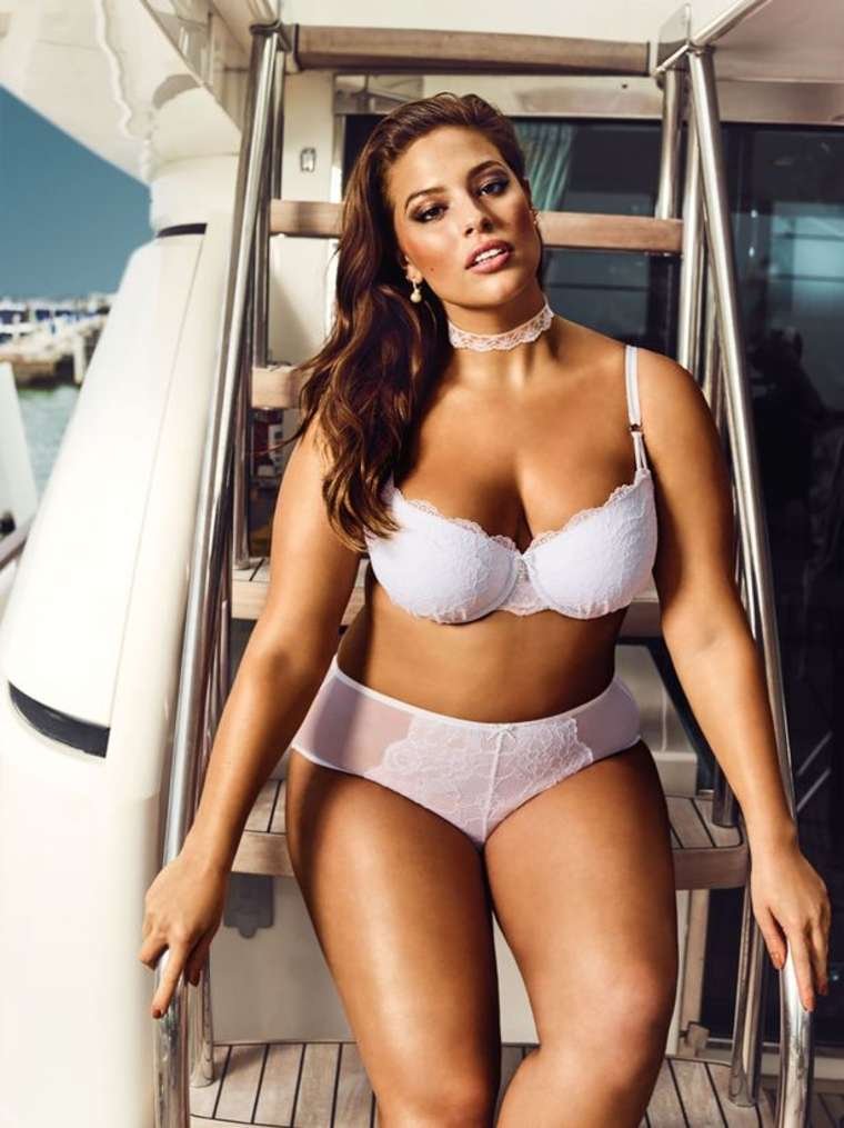 Ashley Graham Sexy 5