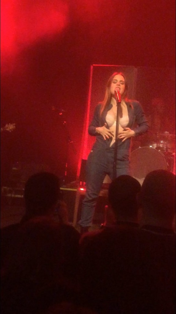 JoJo Levesque Sexy