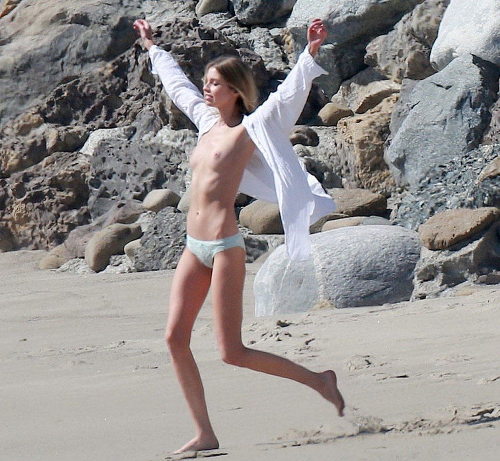 Stella Maxwell Topless1