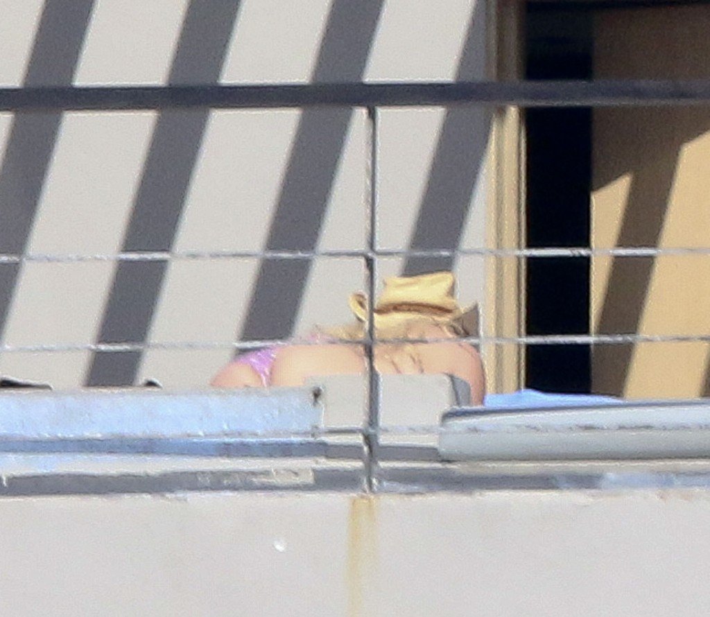 Jessica Simpson Sexy 44