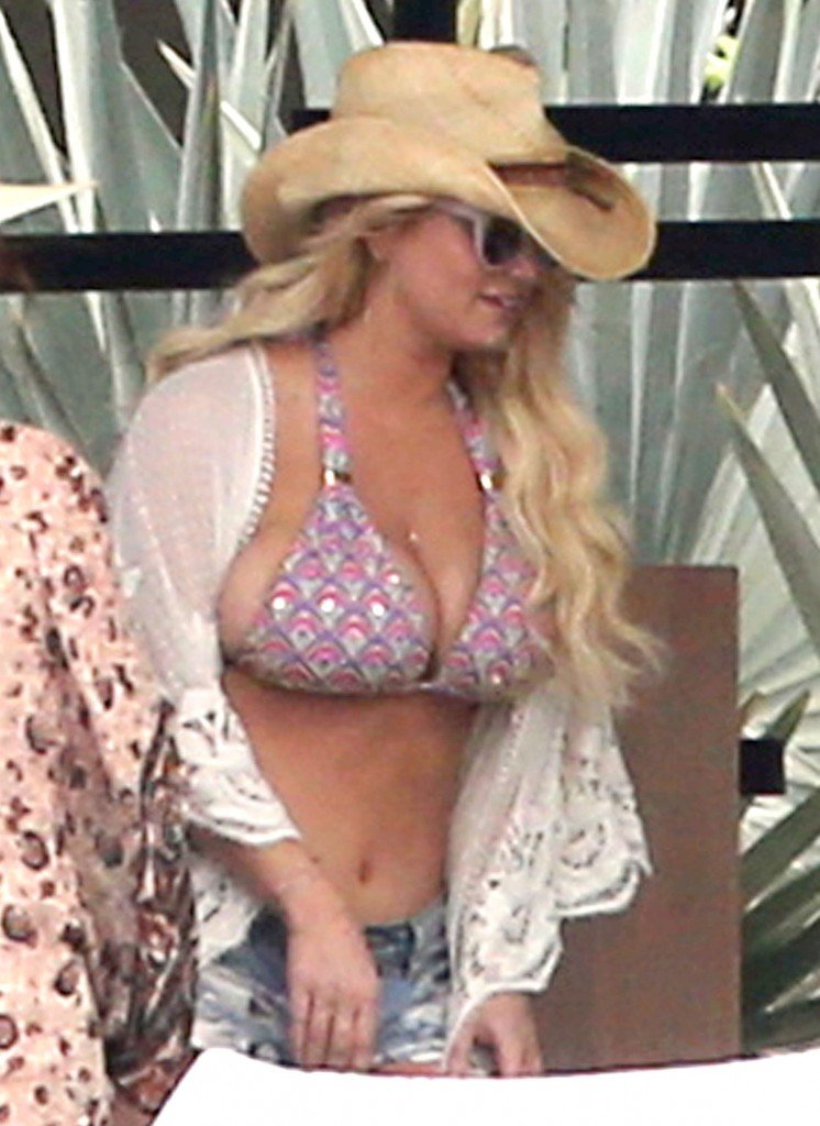 Jessica Simpson Sexy 57