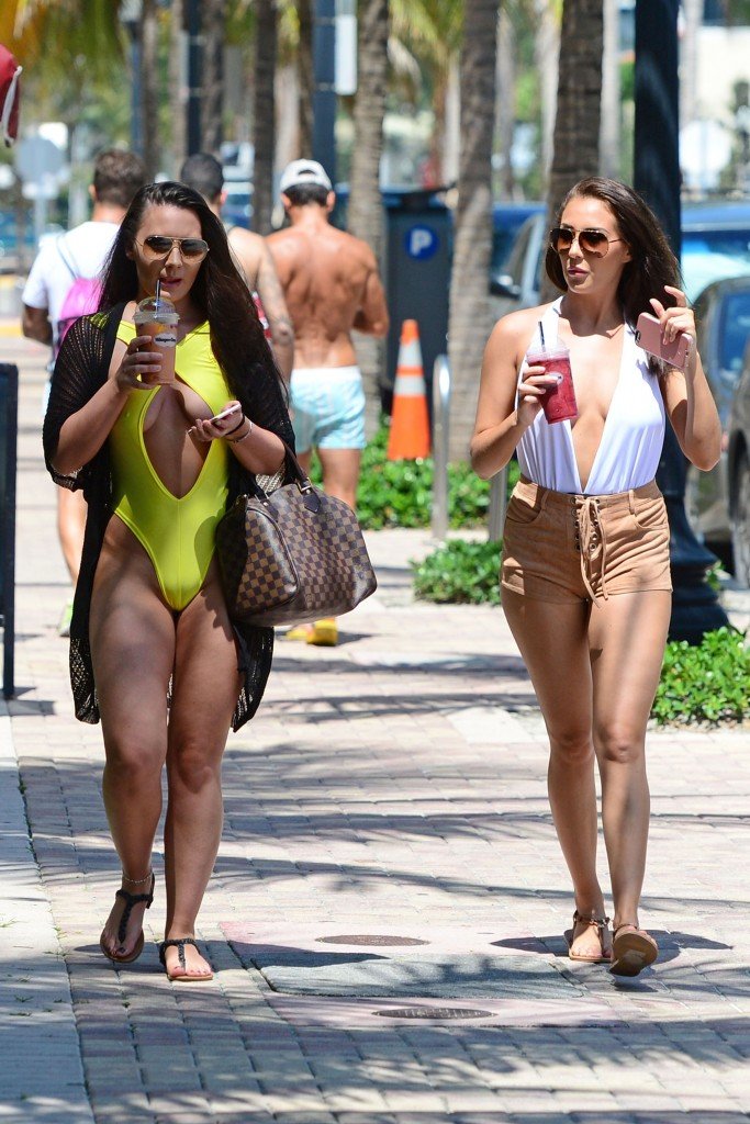 Chloe Goodman Sexy 32