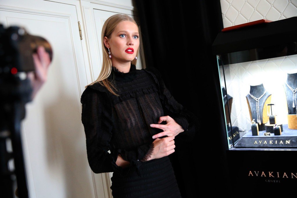 Toni Garrn See Through 6