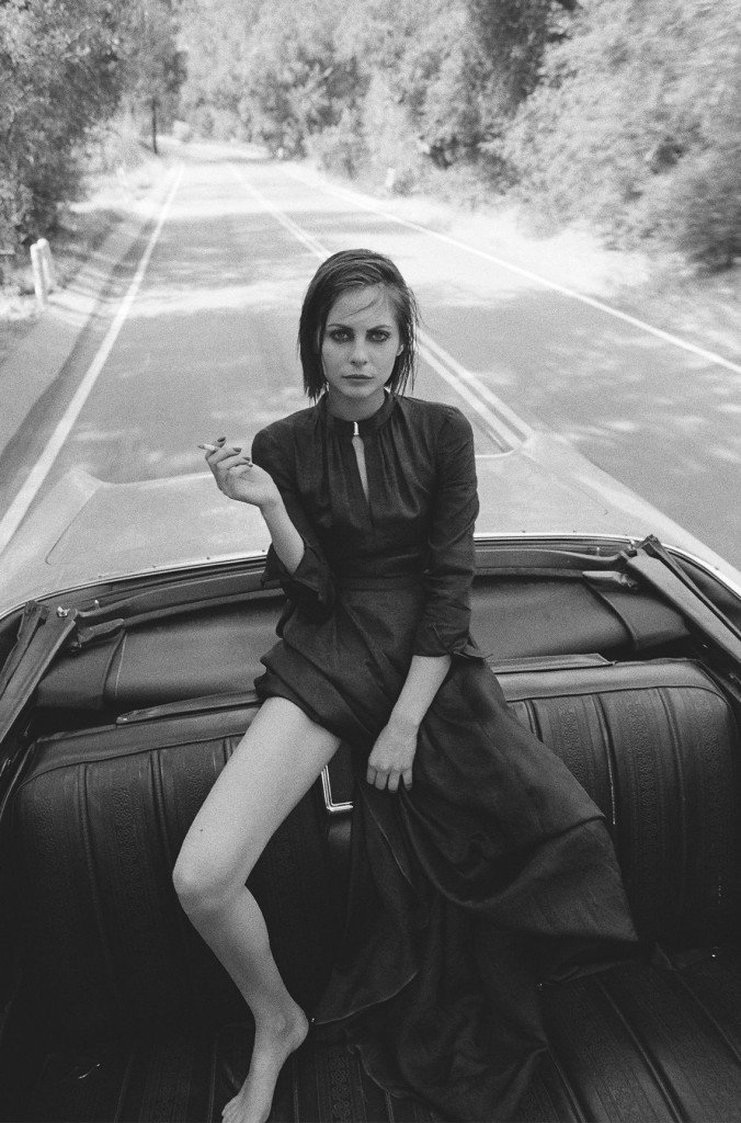 Уилла Холланд сексуальна и топлес 1