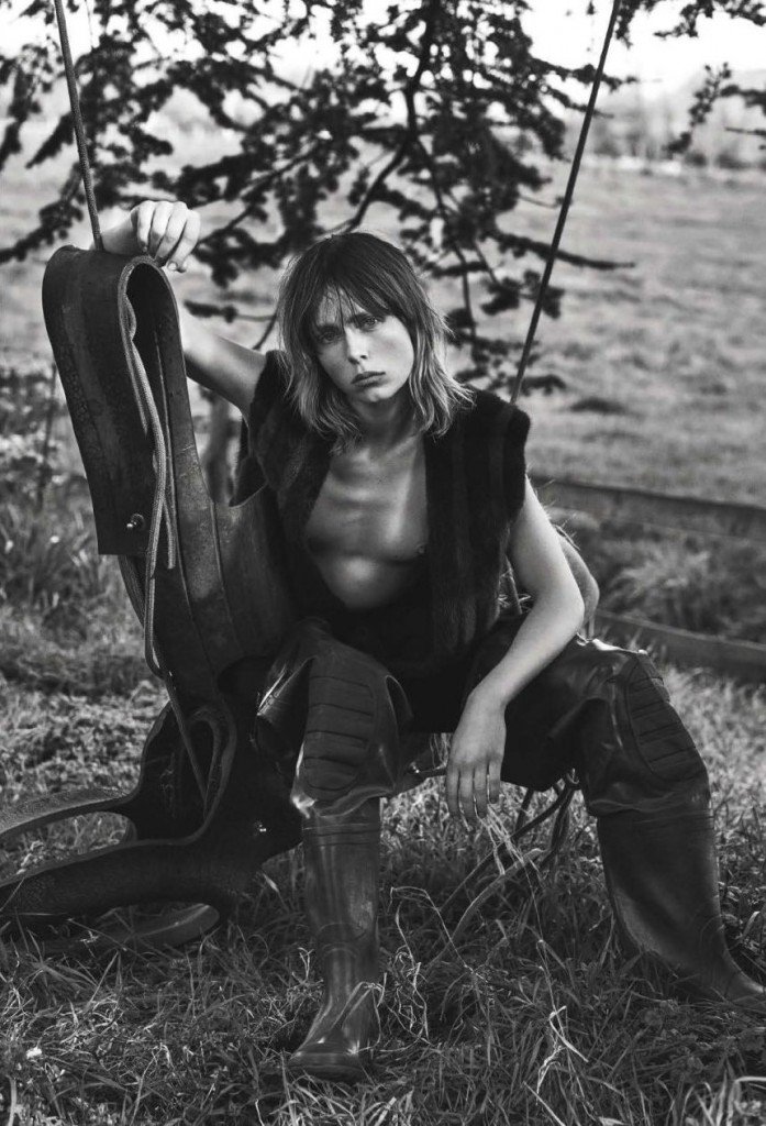 Edie Campbell Topless