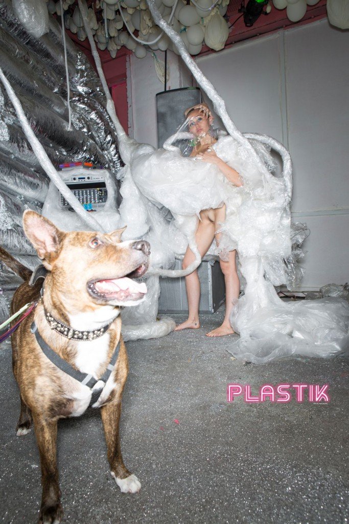 Майли Сайрус - Plastik Magazine 14