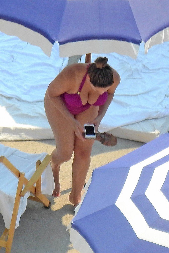 Kelly Brook Sexy 14