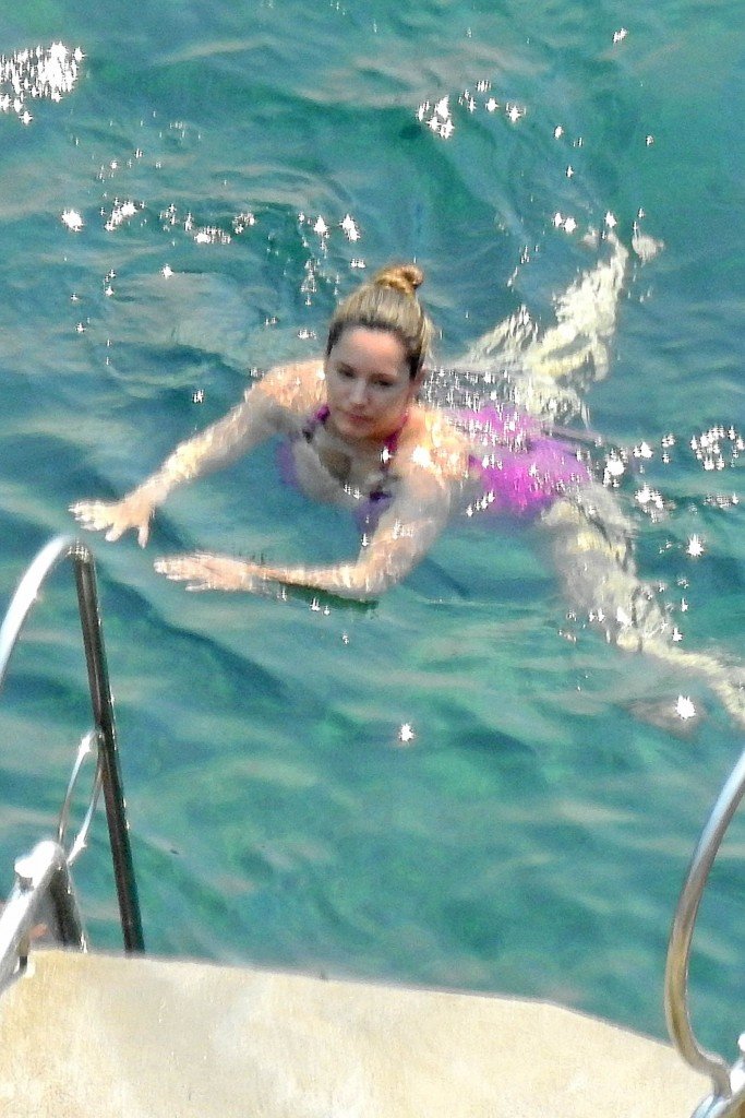 Kelly Brook Sexy 20