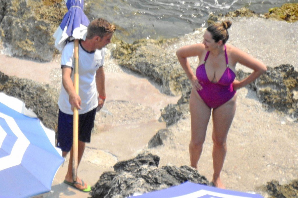 Kelly Brook Sexy 8