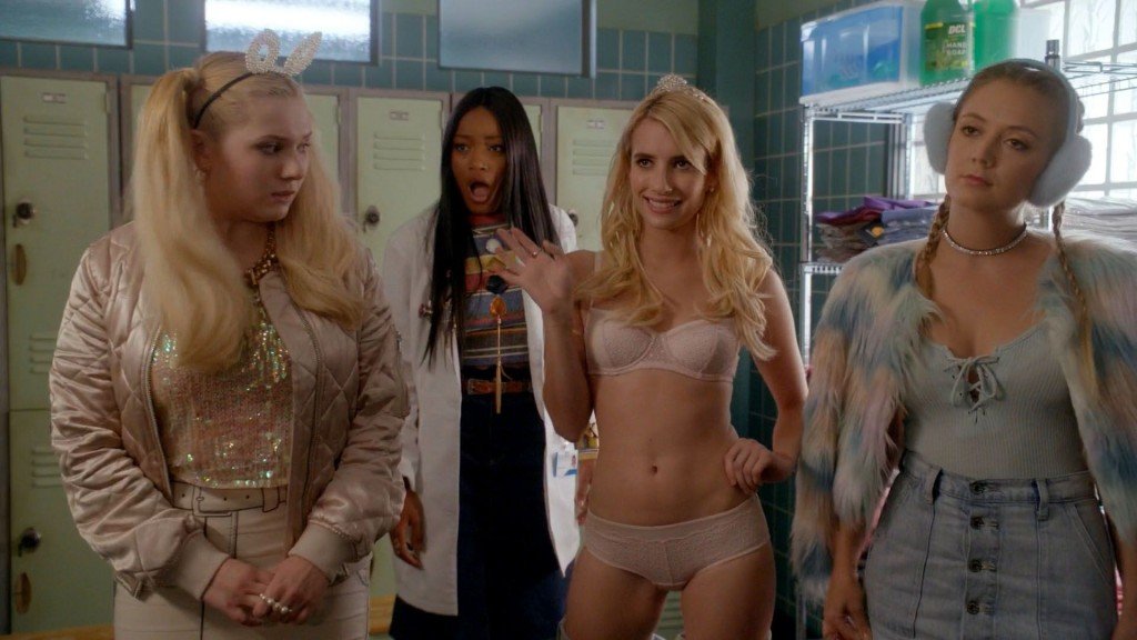 Emma Roberts Sexy 1