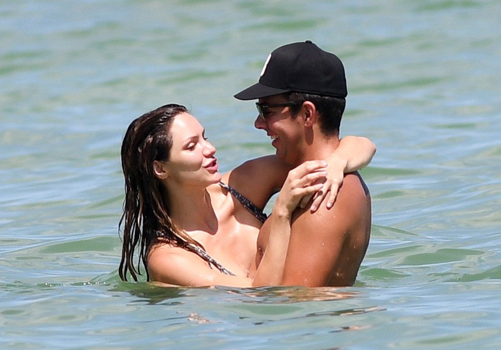 Katharine McPhee Sexy 35