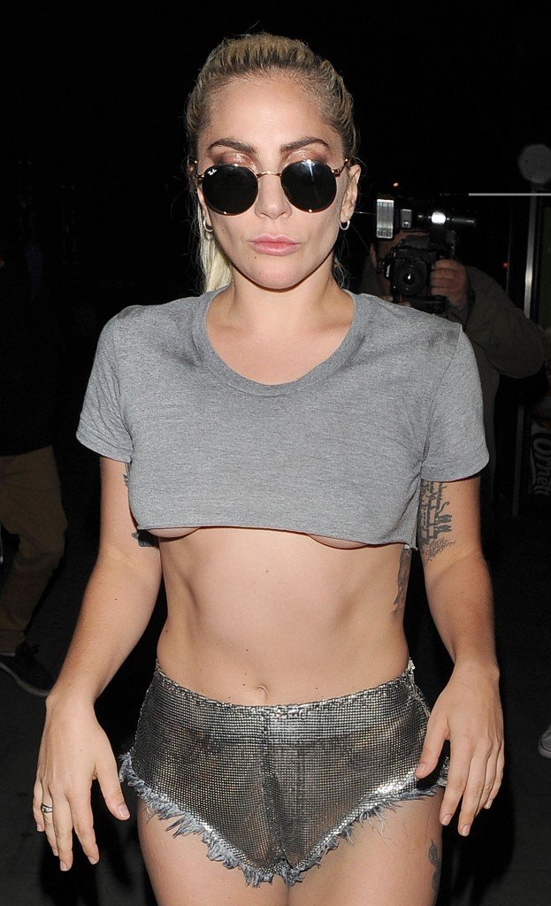 Lady Gaga Underboob thefappening.so-0051