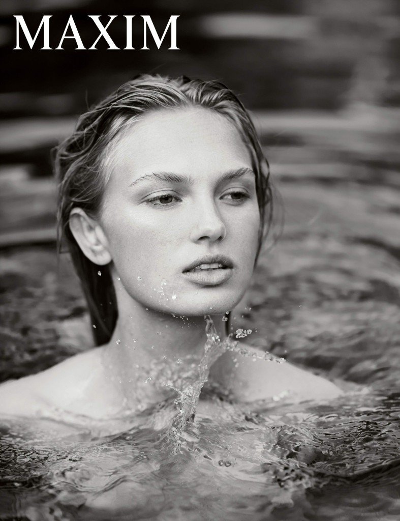 Romee Strijd Sexy Topless 7