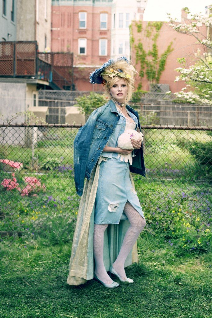 Lara Stone Nude Sexy 3