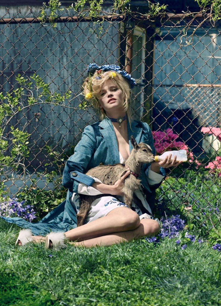 Lara Stone Nude Sexy 6