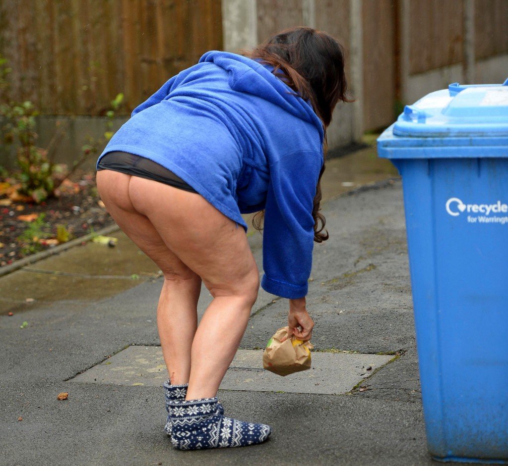 Lisa Appleton Ass 6