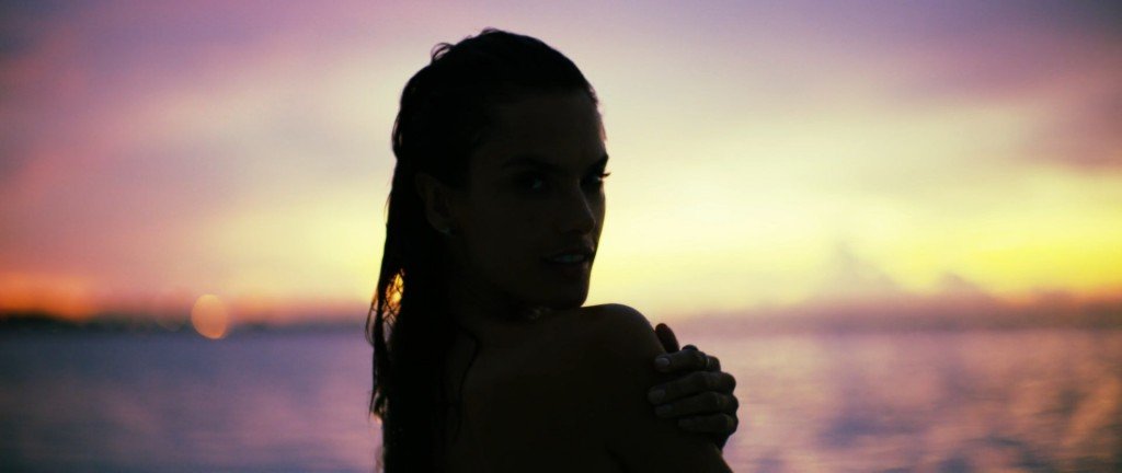 Alessandra Ambrosio Sexy & Topless 26 thefappening.so