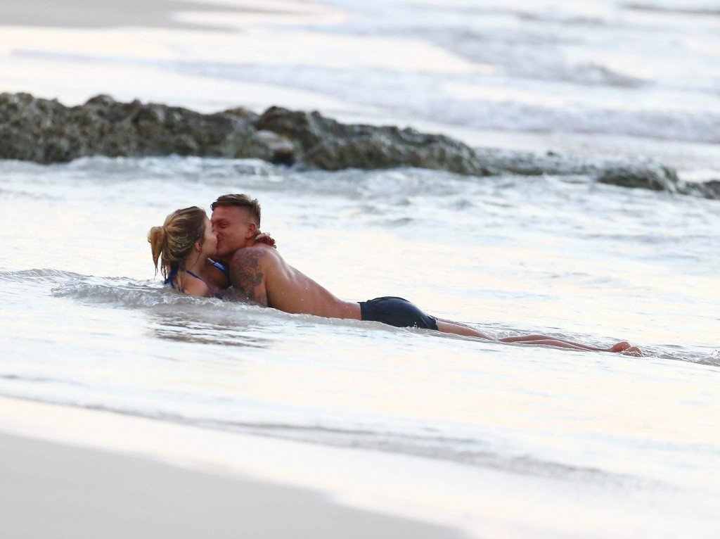 Оливия Бакленд Секси 6