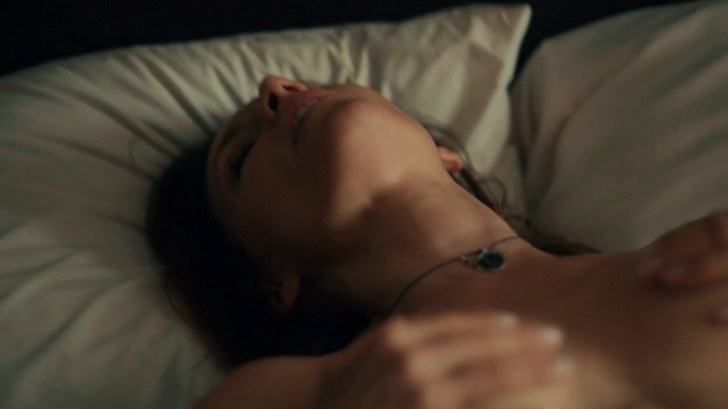 Эммануэль Шрики, КэДи Стрикленд голые - Shut Eye (2016) s01e01 - HD 720p.mp4_snapshot_00.04_[2016.12.12_08.08.36]