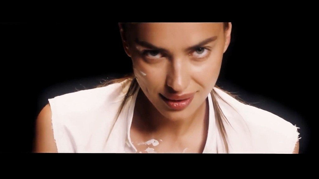 Ирина Шейк Секси 11