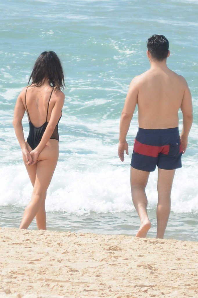 Жаклин МакИннес Вуд в сексуальных образах 4 thefappening.so
