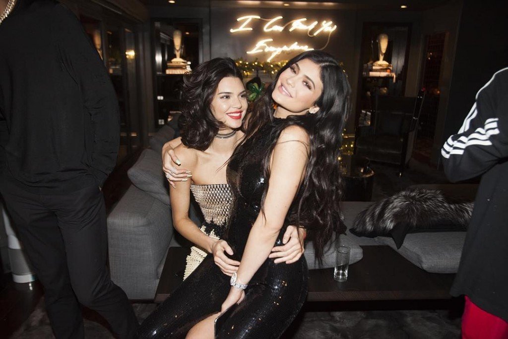 Kylie Jenner Sexy thefappening.so 2