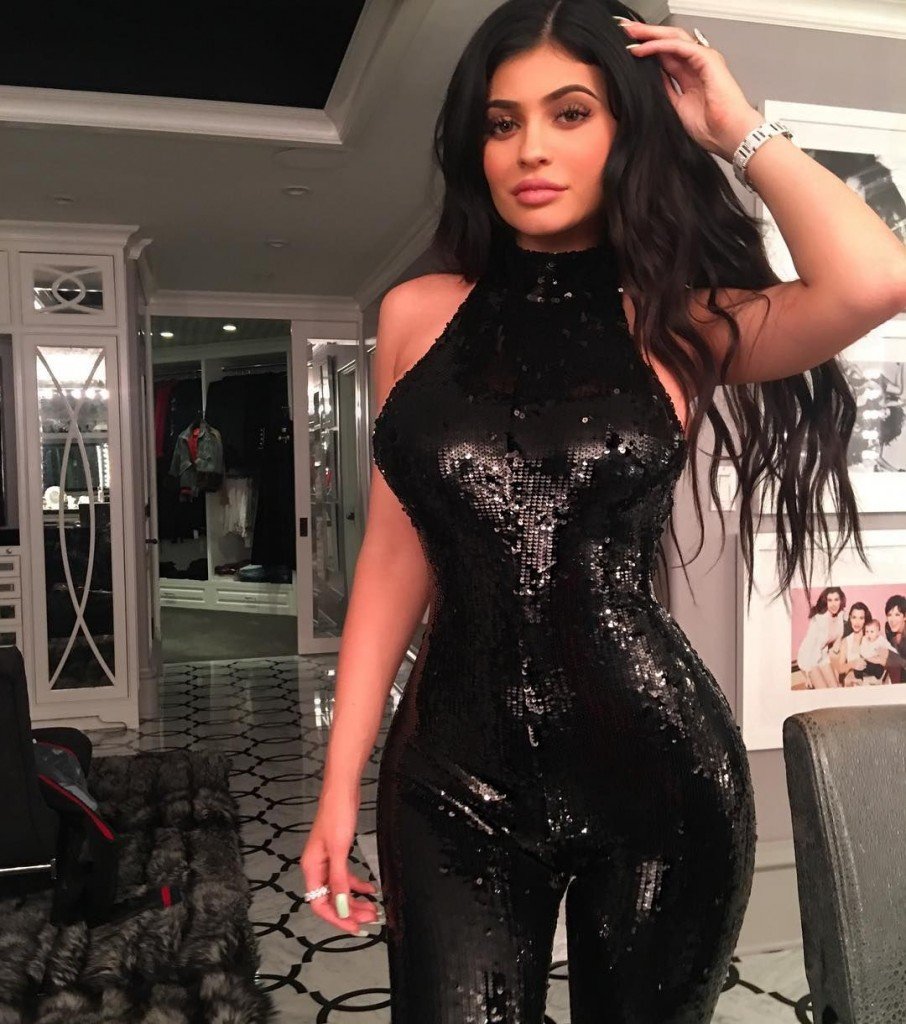 Kylie Jenner Sexy thefappening.so 6
