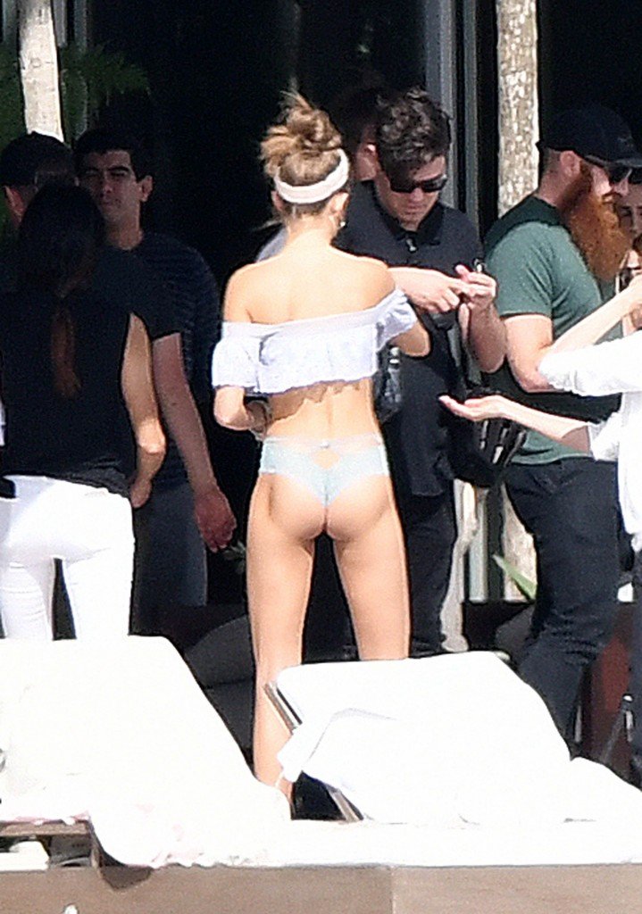Elsa Hosk, Josephine Skriver, Sara Sampaio, Lais Ribeiro Sexy 14 thefappening.so