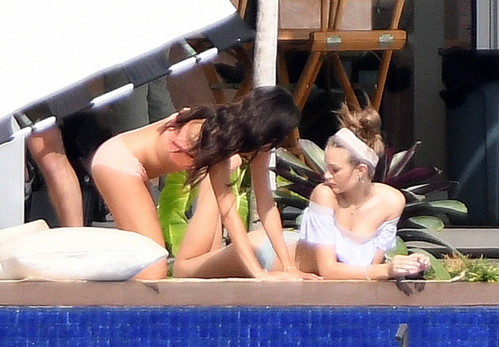 Elsa Hosk, Josephine Skriver, Sara Sampaio, Lais Ribeiro Sexy 31 thefappening.so