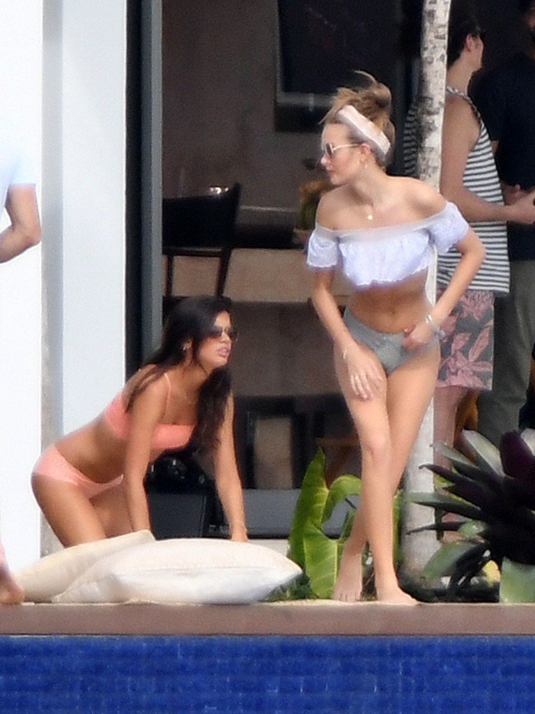 Elsa Hosk, Josephine Skriver, Sara Sampaio, Lais Ribeiro Sexy 37 thefappening.so