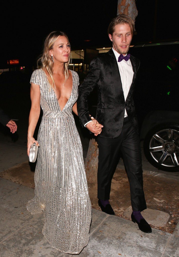 Kaley Cuoco Sexy thefappening.so 4