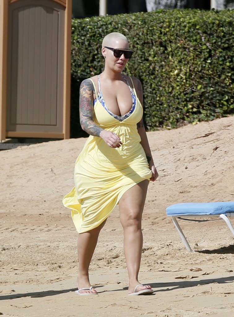 Amber Rose Sexy thefappening.so 3