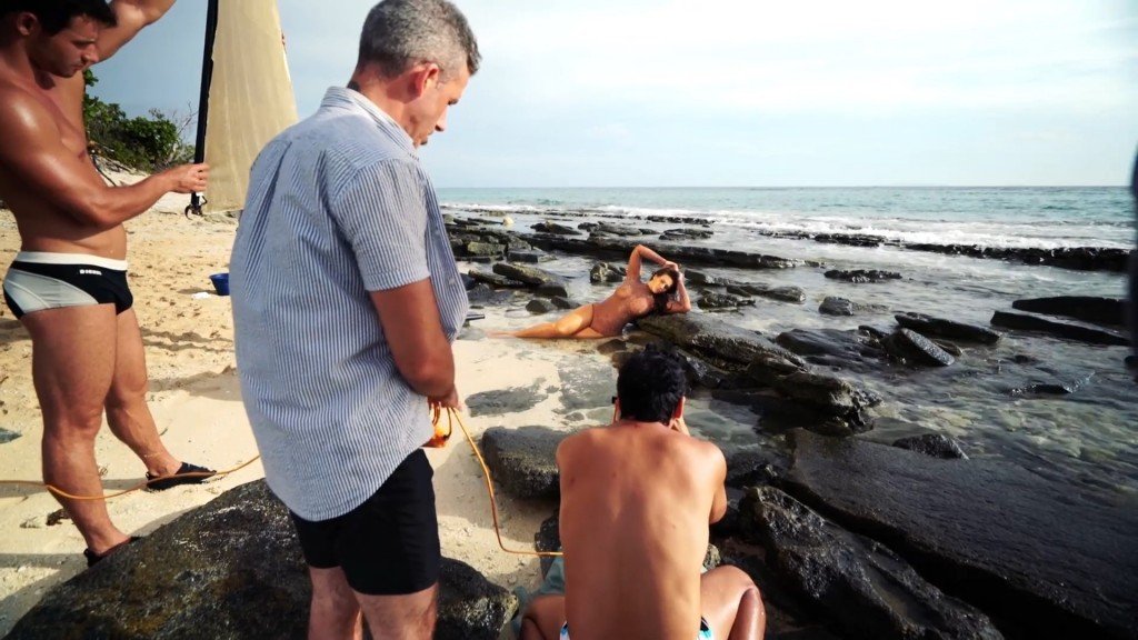 Ashley-Graham-Sexy-Unc 6 thefappening.so