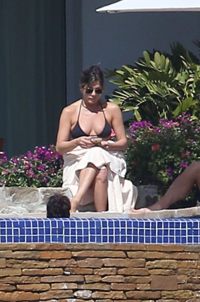 Jennifer Aniston Sexy 30 thefappening.so