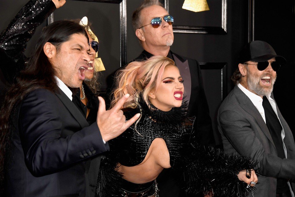 Lady Gaga Underboob 18
