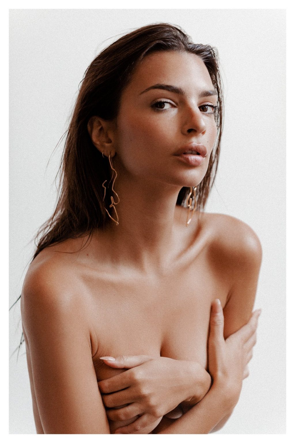 Emily Ratajkowski Nude 