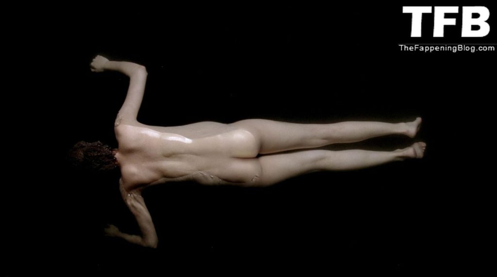 Britne Oldford Nude