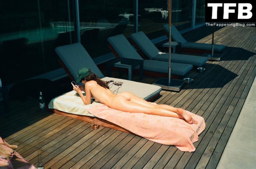 Kendall Jenner Nude